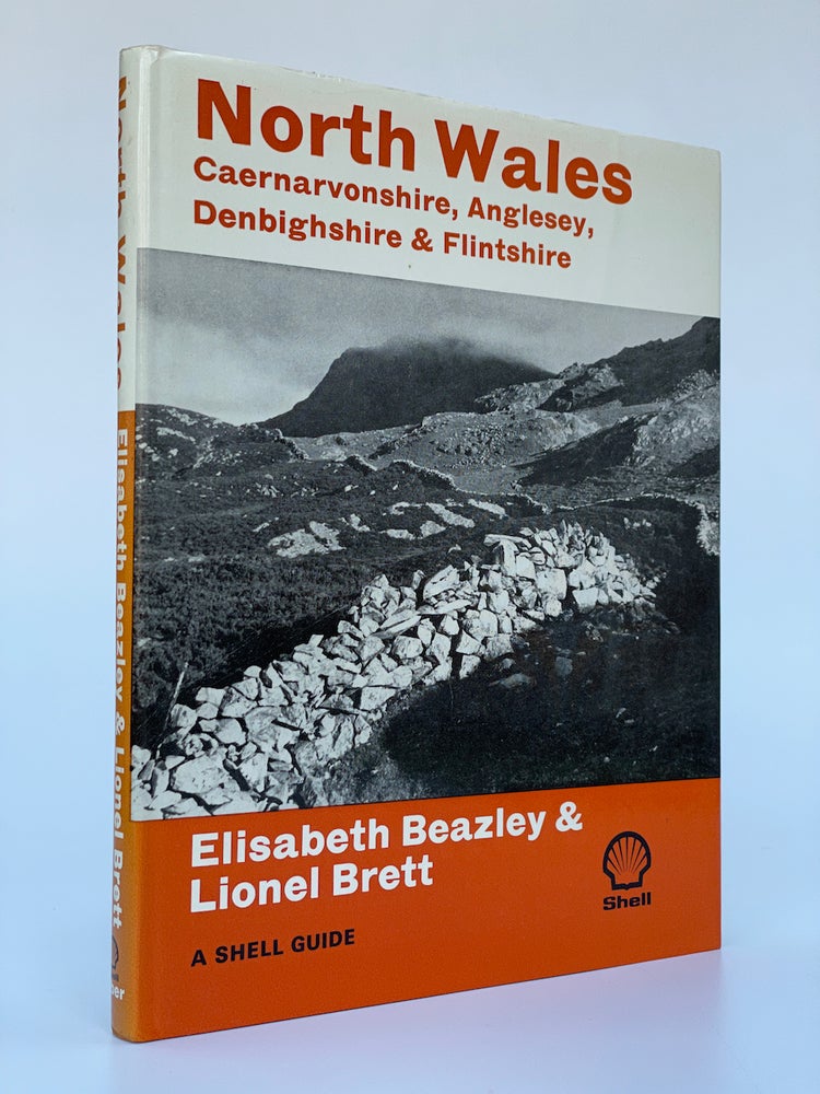 Item #6892 North Wales. Elisabeth Beazley, Lionel Brett.